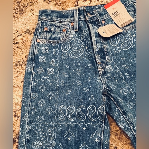 NWT Levi's Original 501 Paisley Print Jeans - Picture 11 of 15